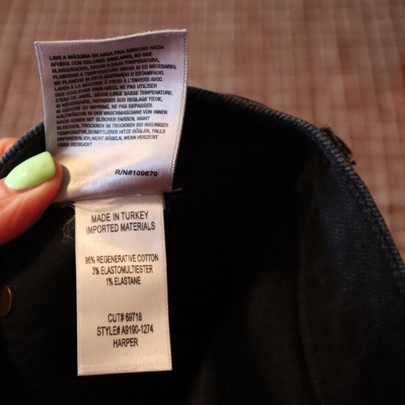 AGOLDE Harper Crop Jean - in Hush- 25 - Picture 7 of 9